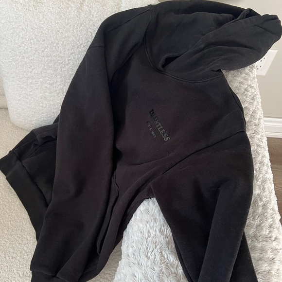 TALENTLESS STAPLE WOMEN HOODIE - Picture 2 of 3